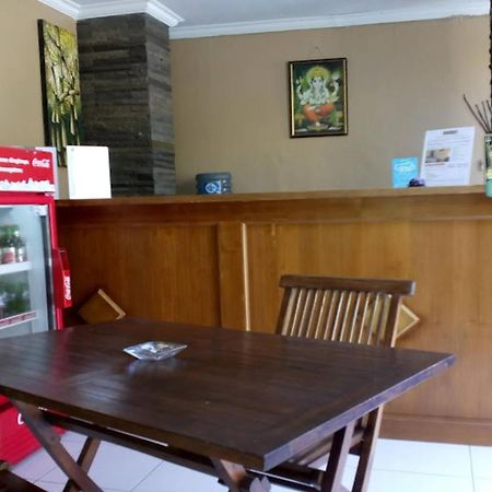 Oyo Flagship 91237 Ratu Guest House Kedunganan 외부 사진