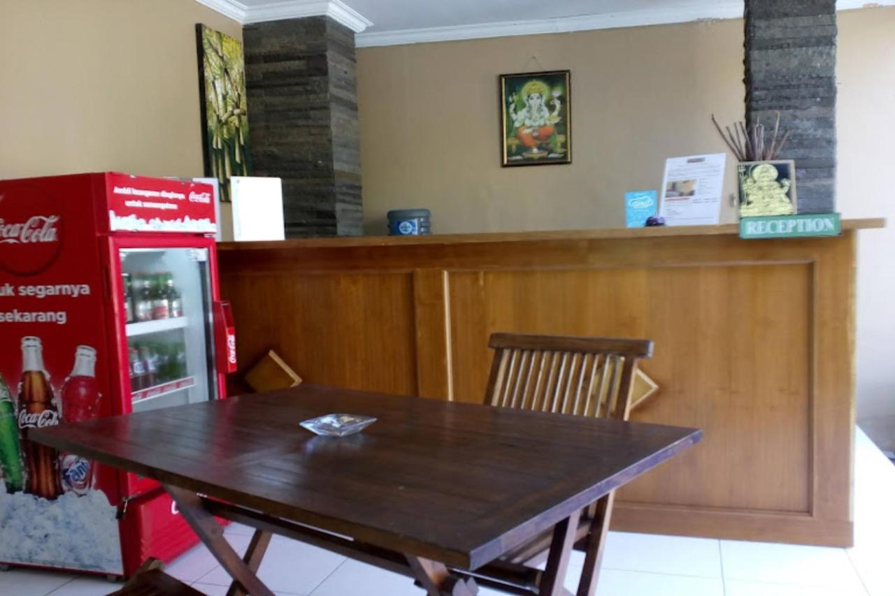 Oyo Flagship 91237 Ratu Guest House Kedunganan 외부 사진