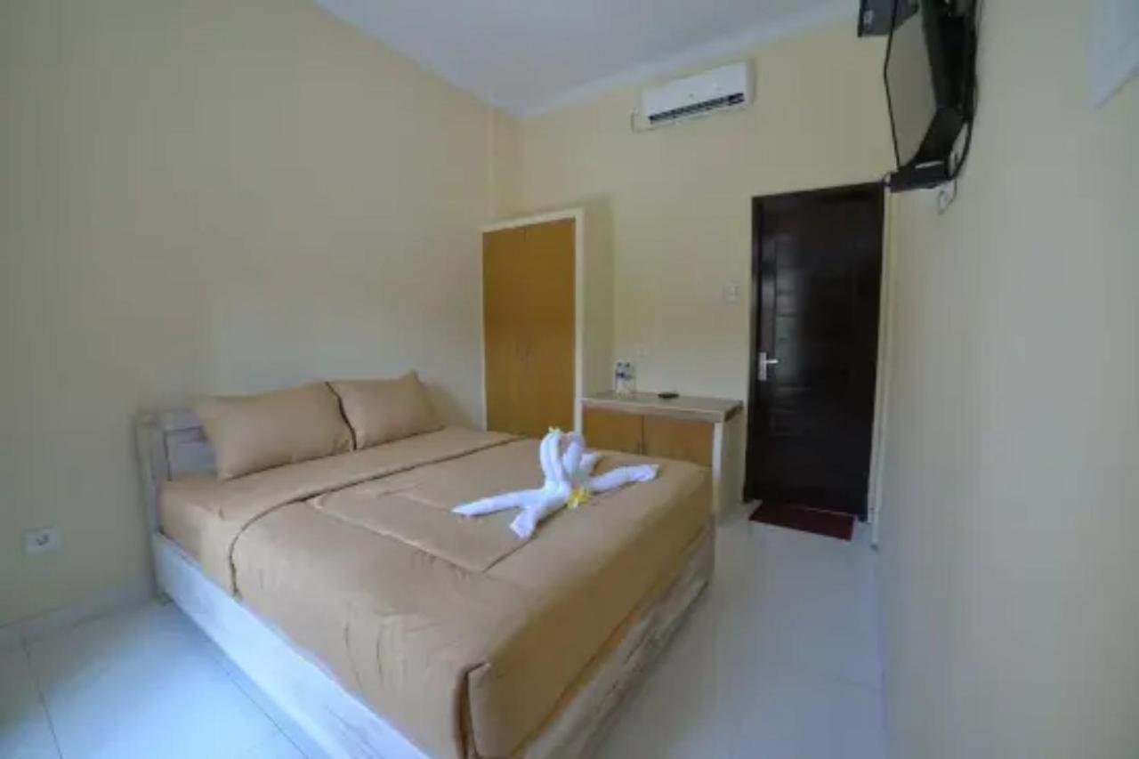 Oyo Flagship 91237 Ratu Guest House Kedunganan 외부 사진
