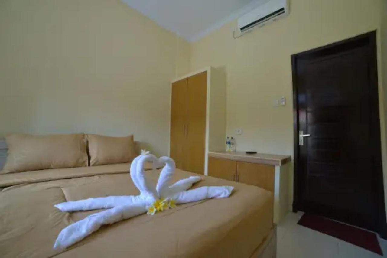Oyo Flagship 91237 Ratu Guest House Kedunganan 외부 사진