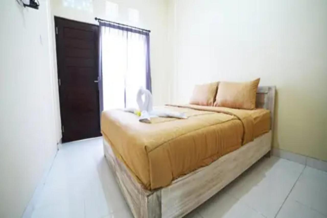 Oyo Flagship 91237 Ratu Guest House Kedunganan 외부 사진